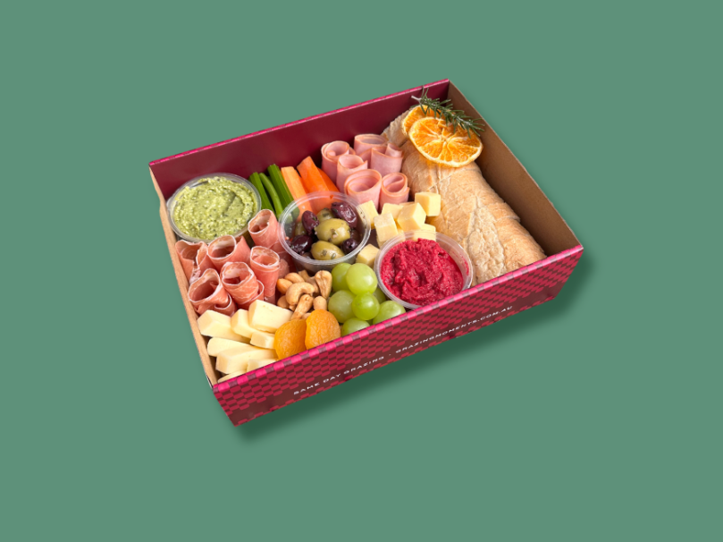 Entertainer Medium Box